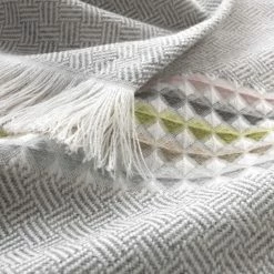 Rohleder Home Collection Edward Van Vliet Sumo Decke - 135x200 Cm - Pastel -David Fussenegger Shop unnamed file 253