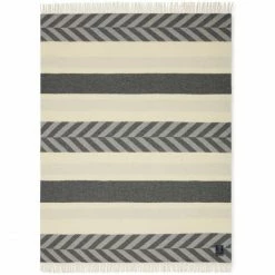 Lexington Herringbone Striped Decke - 130x170 Cm - Gray/off White