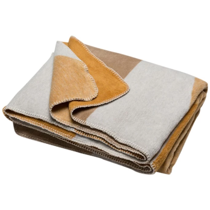 David Fussenegger SAVONA Grafisch Wohndecke - 150x200 Cm - Gold 2 David Fussenegger SAVONA Grafisch Wohndecke - 150x200 Cm - Gold – Bild 2