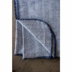 Haven & Earth Winter Herringbone Plaid - 160x220 Cm - Blau/natur -David Fussenegger Shop unnamed file 398