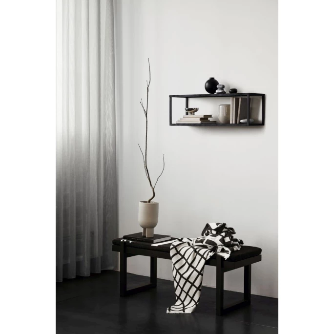 Kristina Dam Studio Contemporary Decke - 130x180 Cm - Black-off White 3 Kristina Dam Studio Contemporary Decke - 130x180 Cm - Black-off White – Bild 3