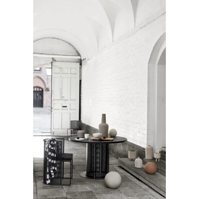 Kristina Dam Studio Contemporary Decke - 130x180 Cm - Black-off White 5 Kristina Dam Studio Contemporary Decke - 130x180 Cm - Black-off White – Bild 5