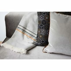 Rohleder Home Collection Edward Van Vliet Sumo Decke - 135x200 Cm - Black -David Fussenegger Shop unnamed file 491