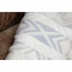 David Fussenegger DECO Grafische Bordüre Plaid - 130x200 Cm - Rohweiß -David Fussenegger Shop unnamed file 592